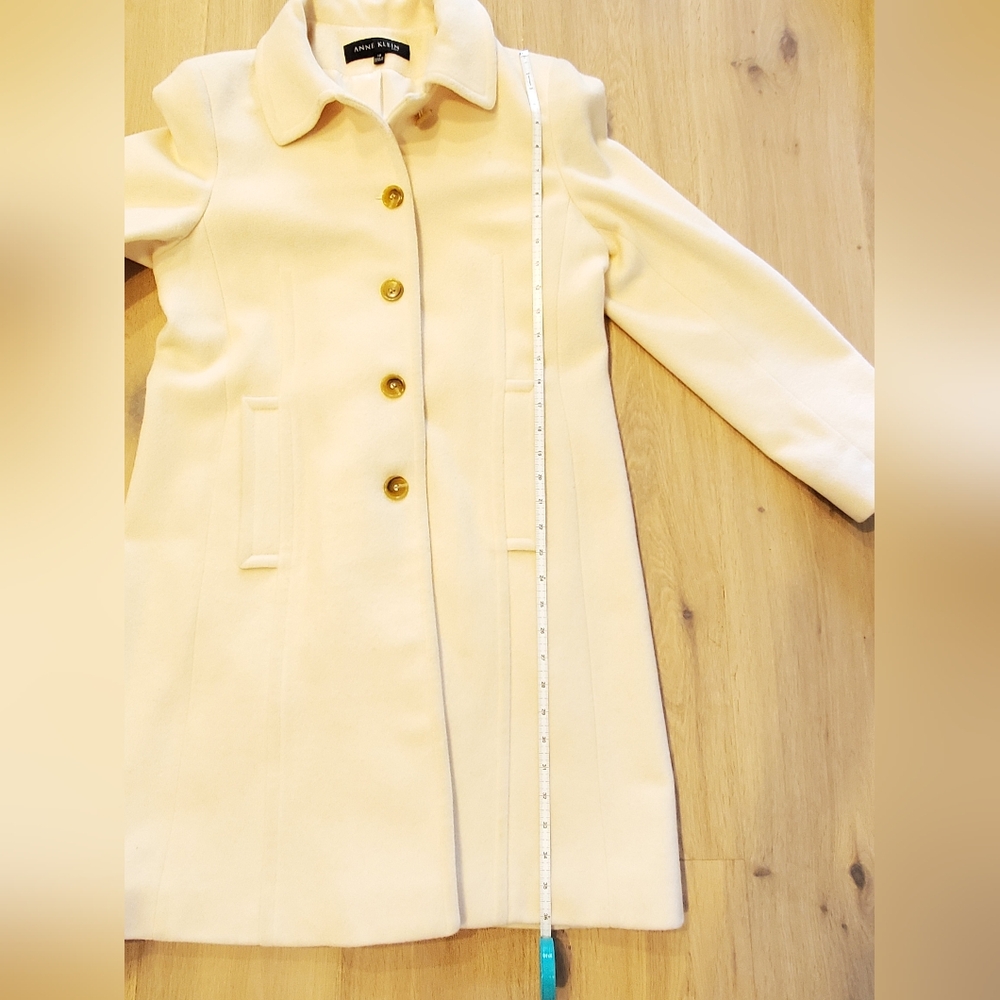 Anne Klein Ivory Coat with Gold Accent - Picture 8 of 9